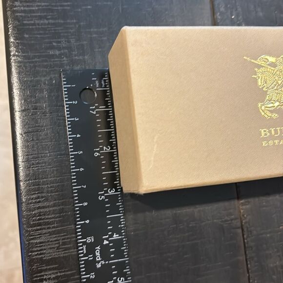 Authentic Burberry Case Cardboard Storage Box Beige 3" x 7" x 2" Sunglasses Box - Picture 7 of 8